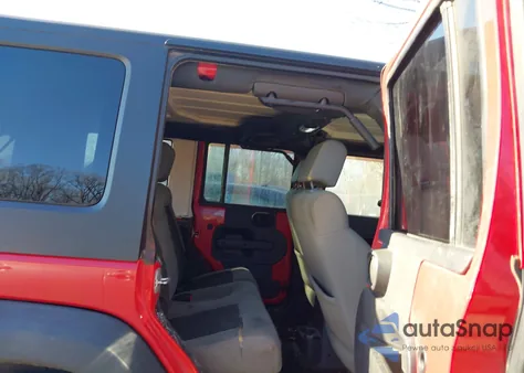 2010 Jeep Wrangler Unlimited Sport из США, поврежденный, VIN 1J4BA3H12AL193041